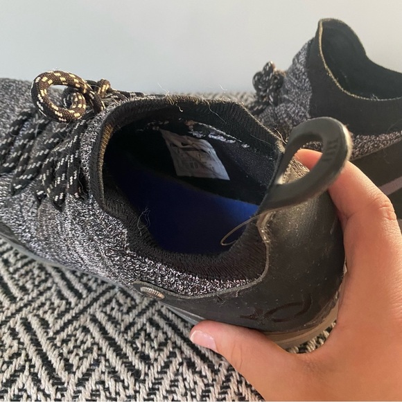 Nike Black and Gray Athletic Shoes Zoom KD 11 Size 8 - Picture 9 of 10